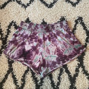 Onzie Women’s RETRO Tie Dye Shorts
